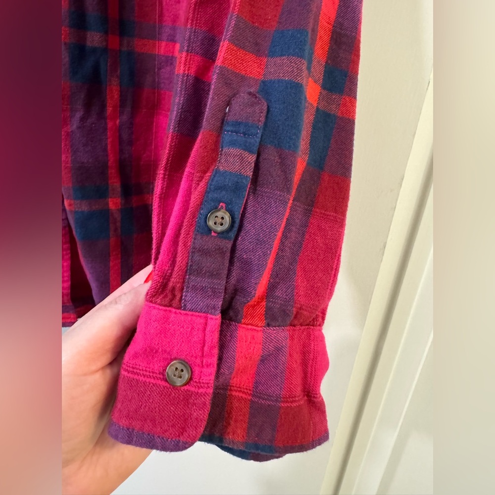 Universal Thread Red and Blue Plaid Shirt 2x - Picture 6 of 6